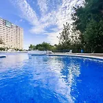 Appartement Ocean Breeze 1 Bedroom Apartment, Mirador Paraiso Pp18
