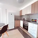 Ocean Breeze 1 Bedroom Apartment, Mirador Paraiso Pp18